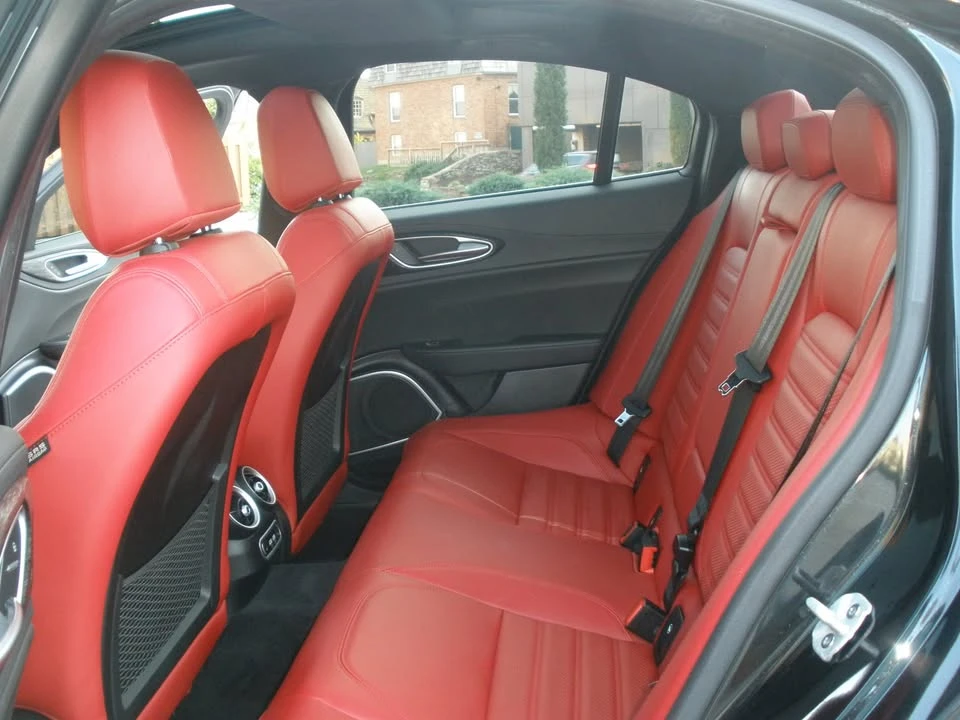 2023 Alfa Romeo Giulia - Image 14 of 20