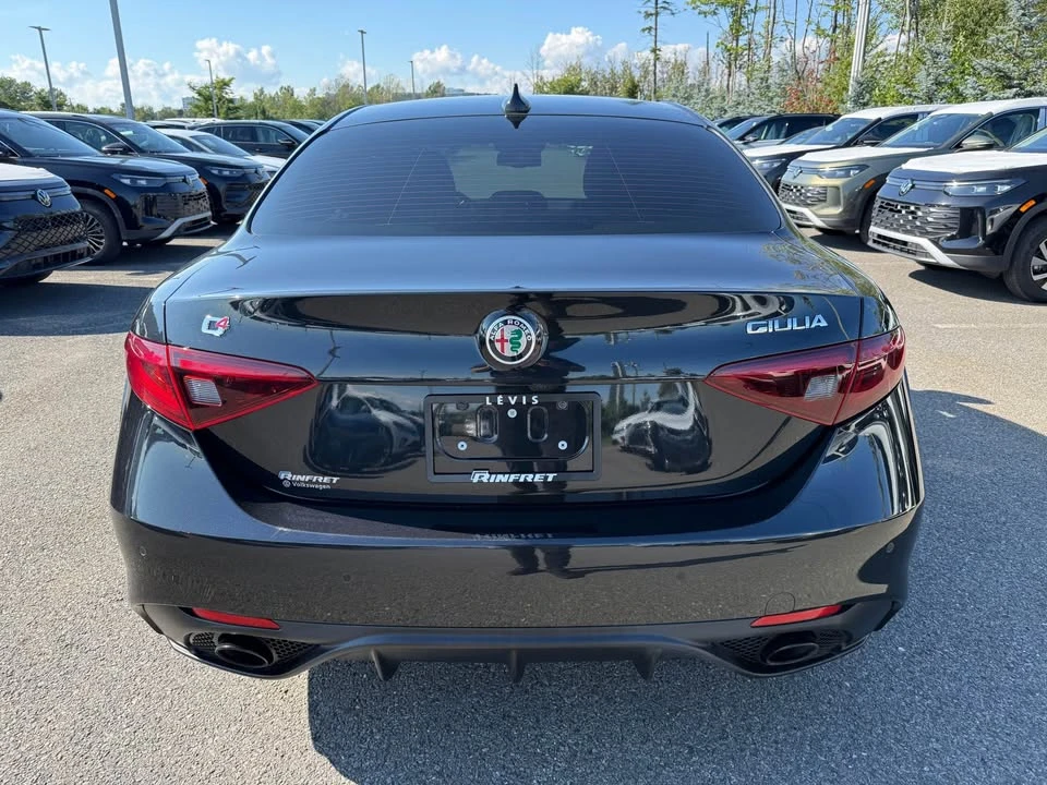 2023 Alfa Romeo Giulia - Image 5 of 12