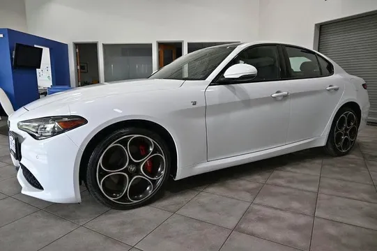 2023 Alfa Romeo Giulia Ti