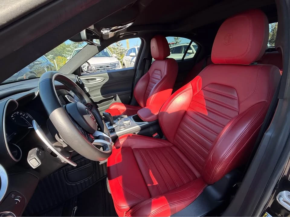 2023 Alfa Romeo Giulia - Image 7 of 12