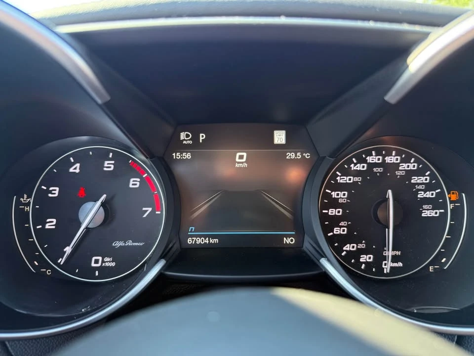 2023 Alfa Romeo Giulia - Image 11 of 12