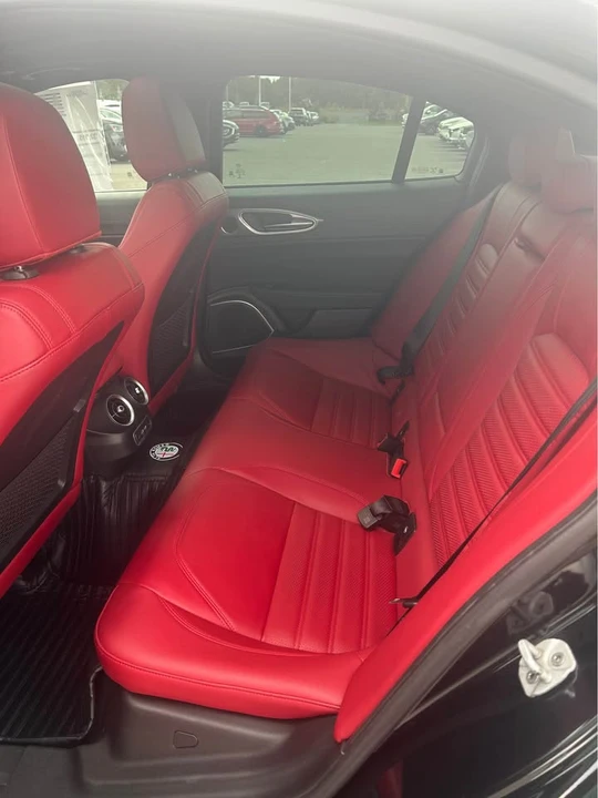 2023 Alfa Romeo Giulia - Image 6 of 9