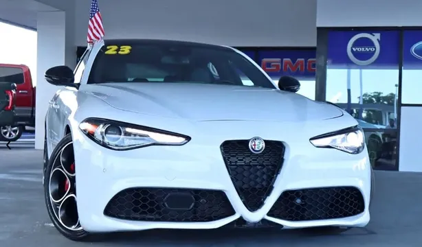 2023 Alfa Romeo Giulia