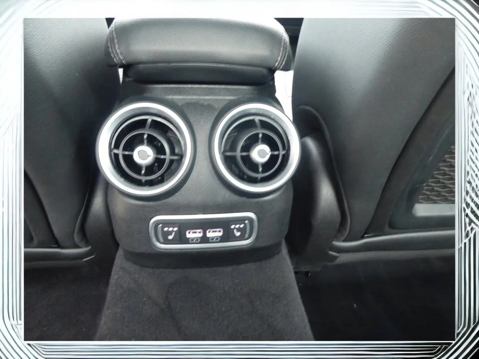 2023 Alfa Romeo Giulia - Image 16 of 20