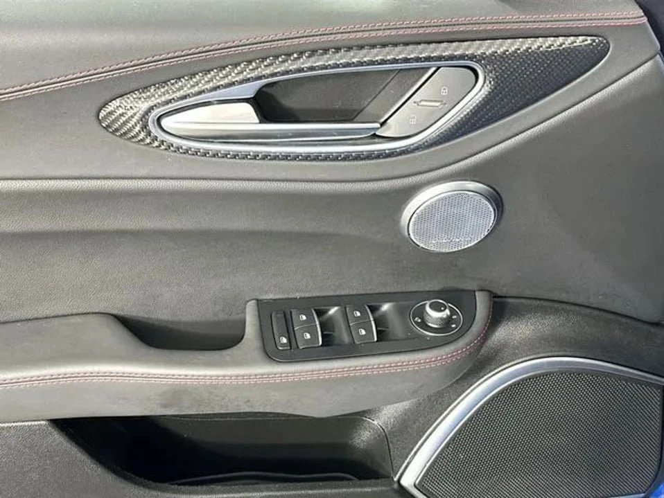 2023 Alfa Romeo Giulia - Image 20 of 20