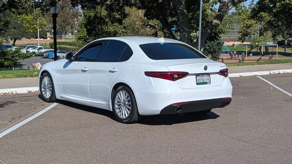 2023 Alfa Romeo Giulia - Image 12 of 14