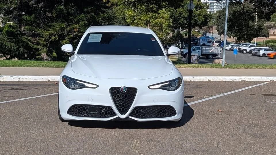 2023 Alfa Romeo Giulia - Image 6 of 14