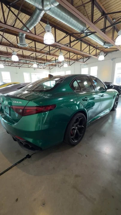 2023 Alfa Romeo Giulia - Image 4 of 10
