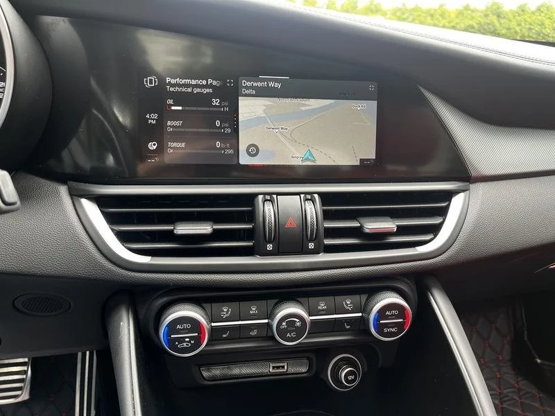 2023 Alfa Romeo Giulia - Image 16 of 20