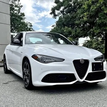 2023 Alfa Romeo Giulia Q4 AWD Sport Sedan