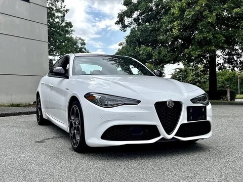 2023 Alfa Romeo Giulia Q4 AWD Sport Sedan