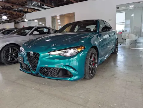 2023 Alfa Romeo Giulia Quadrifoglio