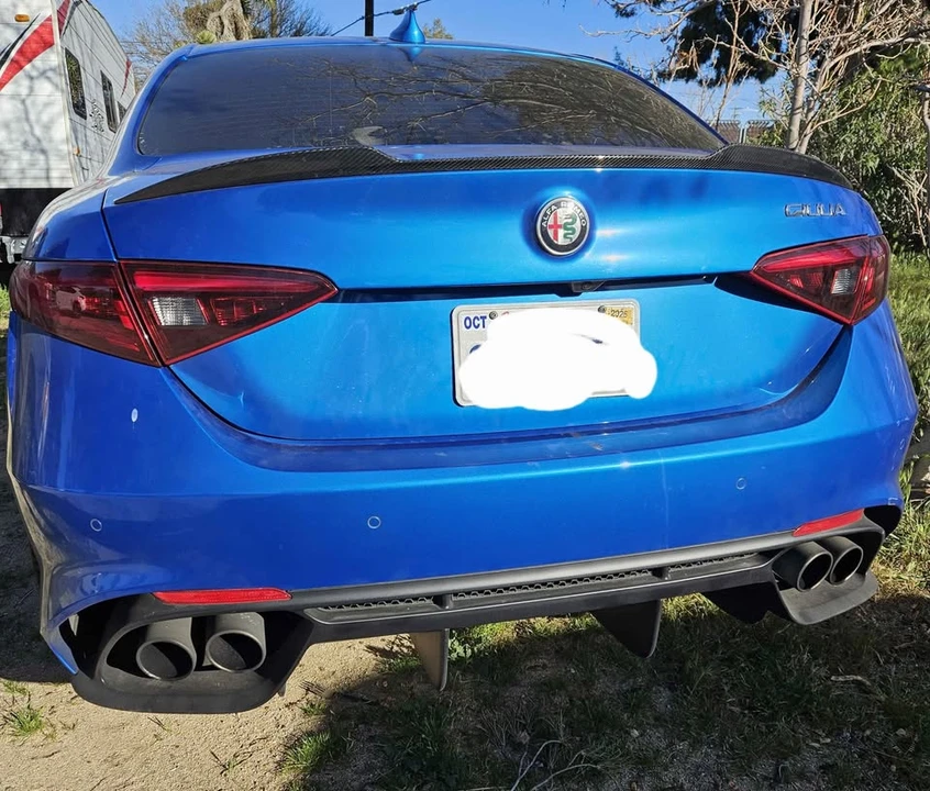 2023 Alfa Romeo Giulia Quadrifoglio - Image 2 of 5