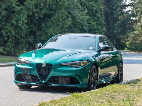 2023 Alfa Romeo Giulia Quadrifoglio