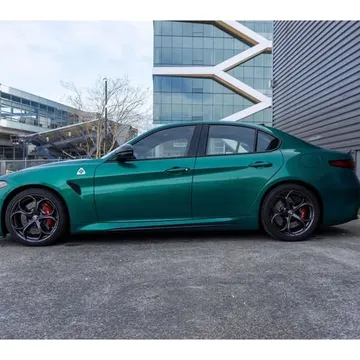 2023 Alfa Romeo Giulia Quadrifoglio