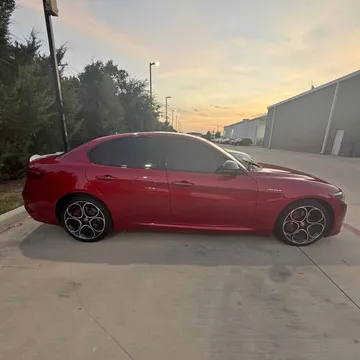 2023 Alfa Romeo Giulia Veloce