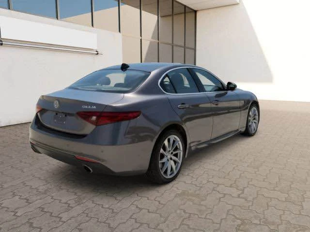 2023 Alfa Romeo Giulia - Image 3 of 7