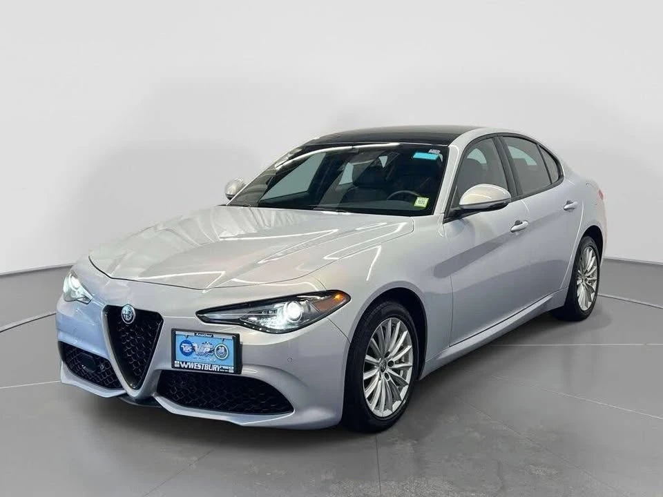 2023 Alfa Romeo Giulia - Image 3 of 20