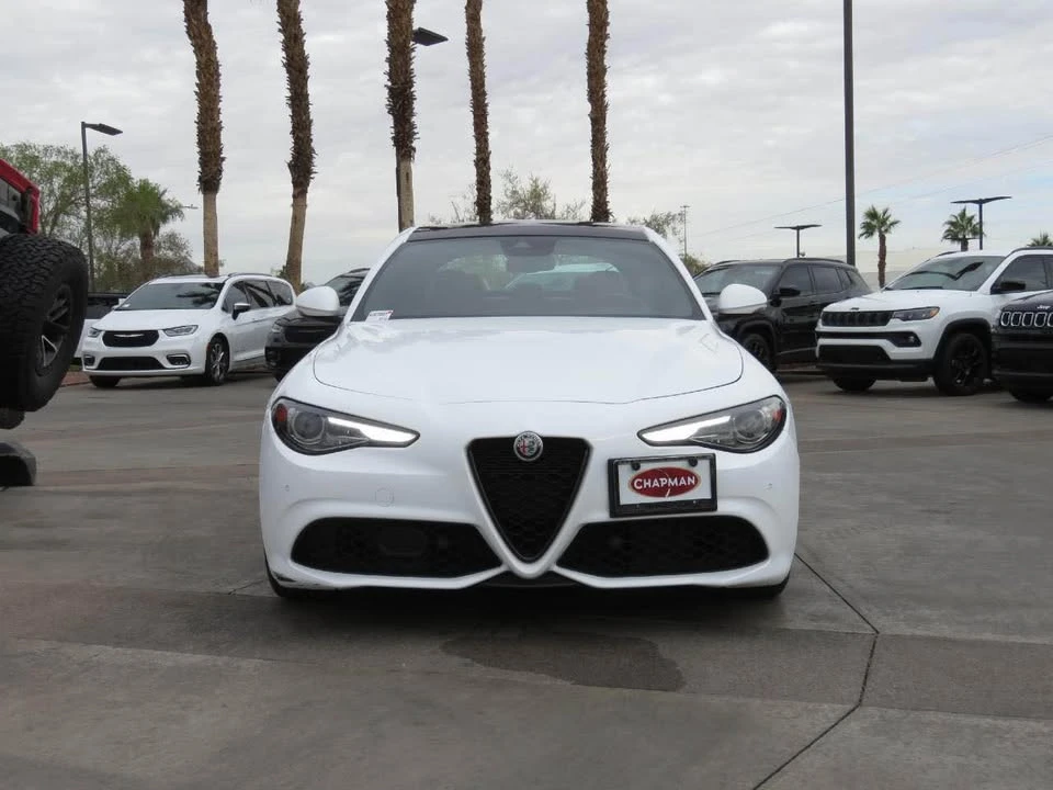 2023 Alfa Romeo Giulia - Image 9 of 14