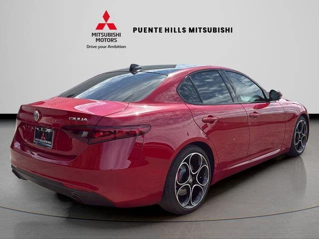 2023 Alfa Romeo Giulia - Image 5 of 20