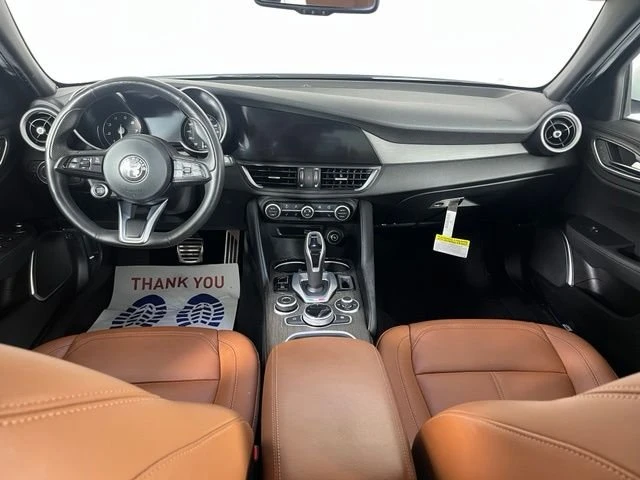 2023 Alfa Romeo Giulia - Image 16 of 20