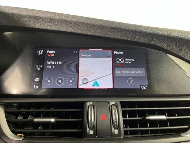 2023 Alfa Romeo Giulia - Image 13 of 20
