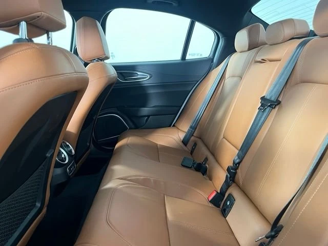 2023 Alfa Romeo Giulia - Image 15 of 20
