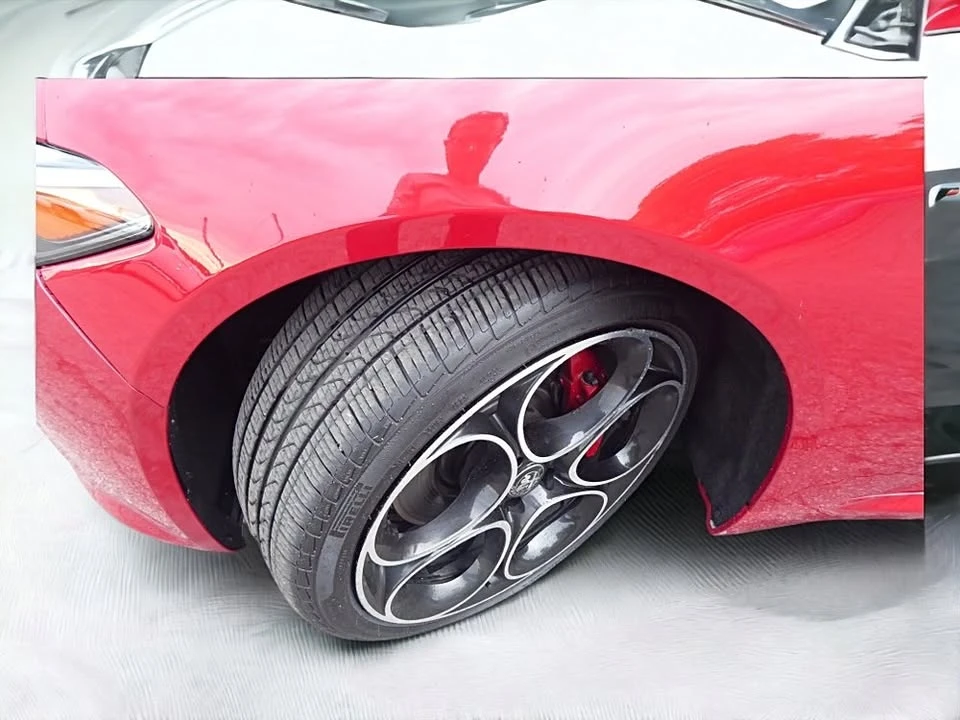 2023 Alfa Romeo Giulia - Image 3 of 20