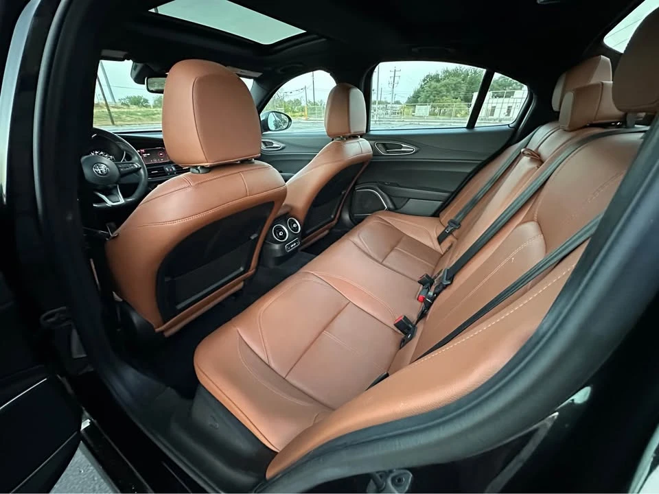 2023 Alfa Romeo Giulia - Image 12 of 16