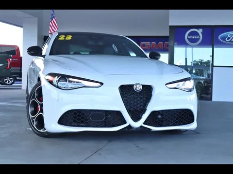 2023 Alfa Romeo Giulia Ti RWD