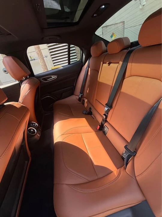 2023 Alfa Romeo Giulia - Image 8 of 12