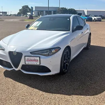 2023 Alfa Romeo Giulia Ti Sedan 4D