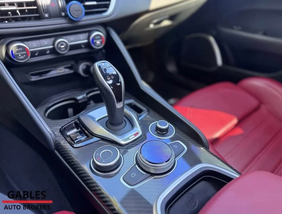 2023 Alfa Romeo Giulia - Image 7 of 8