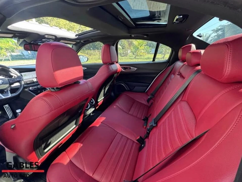 2023 Alfa Romeo Giulia - Image 2 of 8