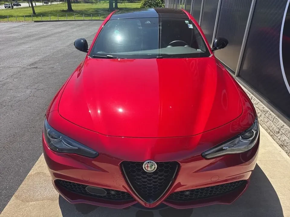 2023 Alfa Romeo Giulia - Image 4 of 20
