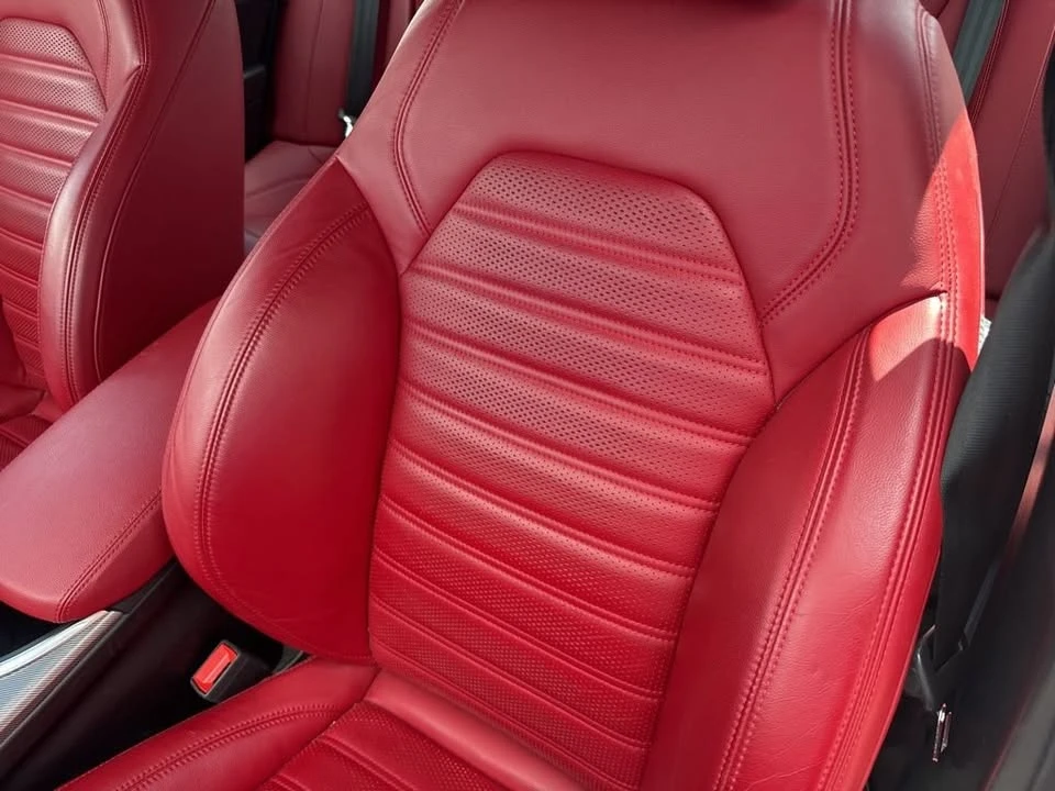 2023 Alfa Romeo Giulia - Image 11 of 17