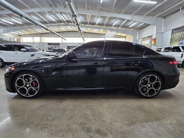 2023 Alfa Romeo Giulia - Image 3 of 15