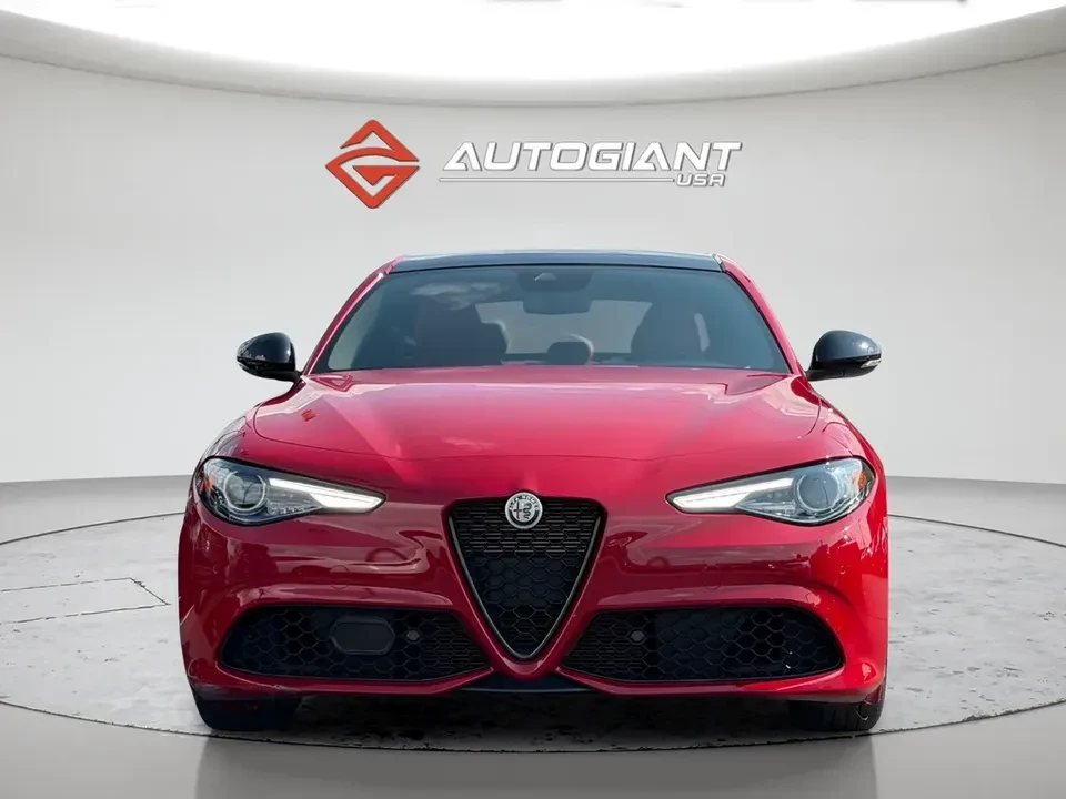 2023 Alfa Romeo Giulia - Image 12 of 20