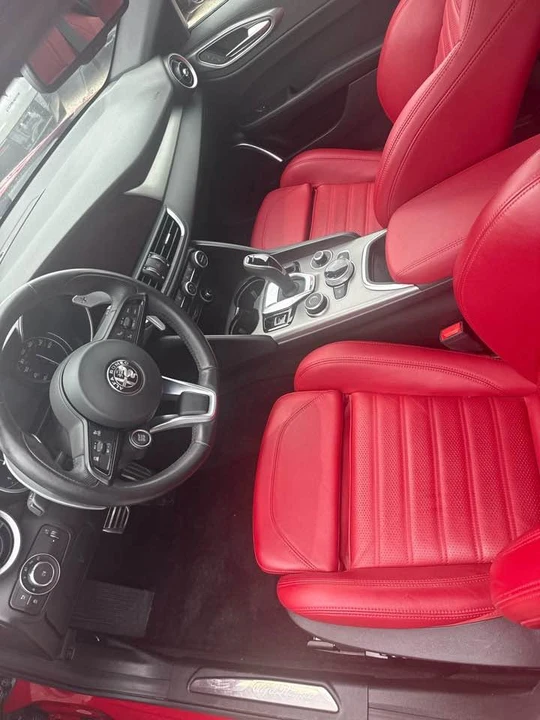 2023 Alfa Romeo Giulia - Image 3 of 5