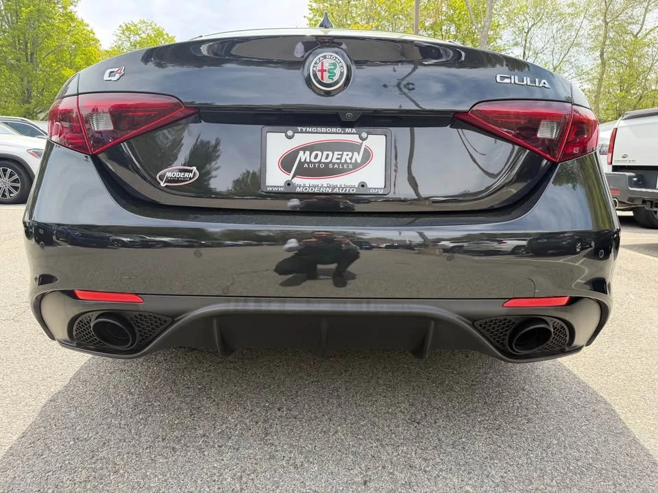 2023 Alfa Romeo Giulia - Image 6 of 18