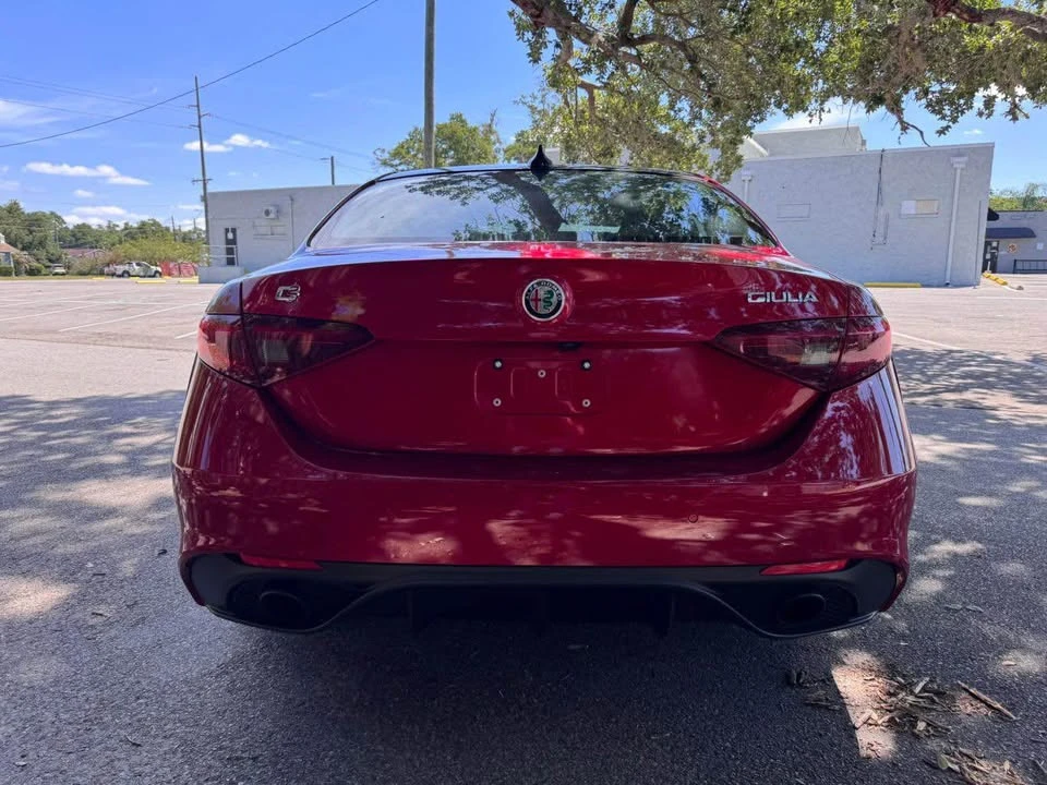 2023 Alfa Romeo Giulia - Image 6 of 12