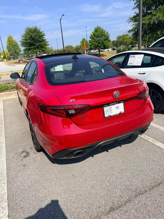 2023 Alfa Romeo Giulia - Image 4 of 4
