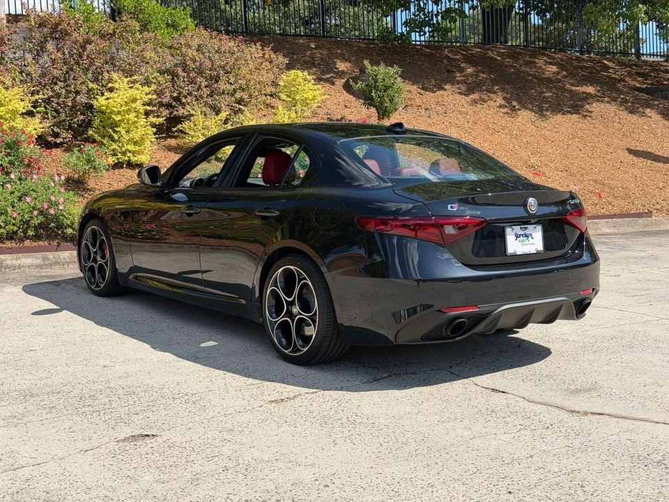 2023 Alfa Romeo Giulia - Image 6 of 31