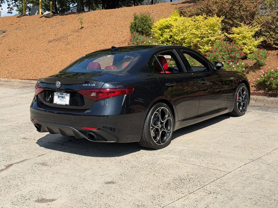 2023 Alfa Romeo Giulia - Image 3 of 31