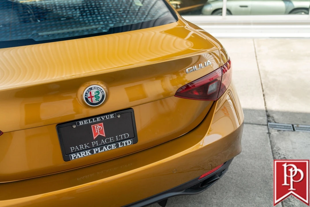 2023 Alfa Romeo Giulia - Image 6 of 21