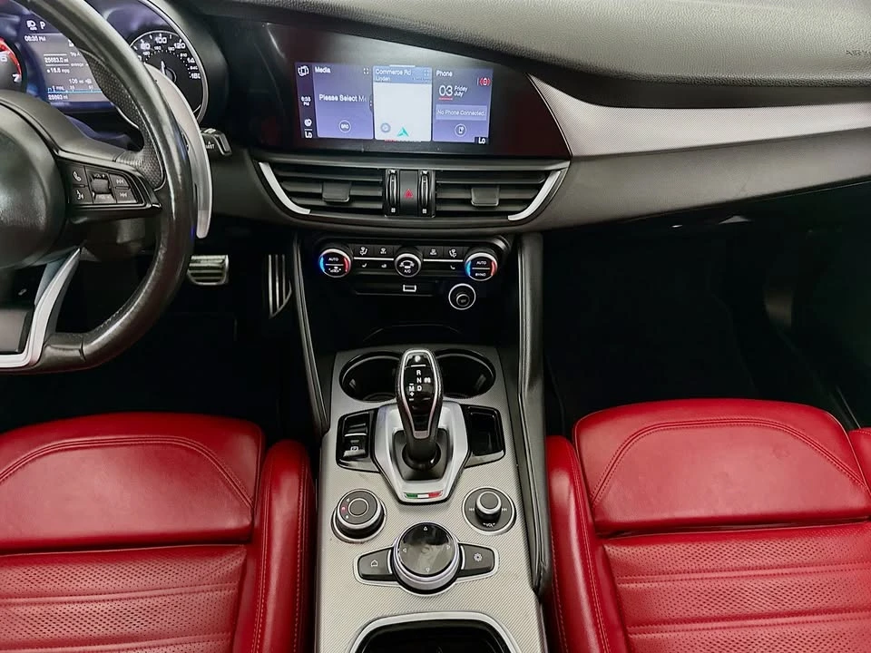 2023 Alfa Romeo Giulia - Image 11 of 20