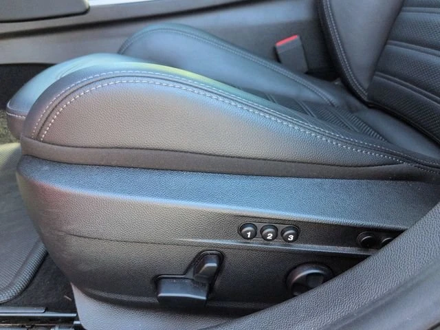 2023 Alfa Romeo Giulia - Image 17 of 19