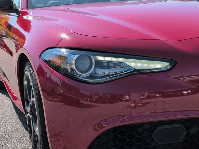 2023 Alfa Romeo Giulia - Image 8 of 19