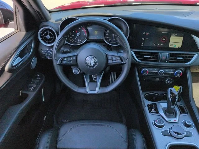 2023 Alfa Romeo Giulia - Image 13 of 19