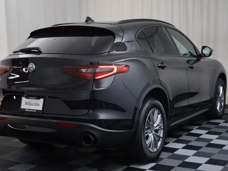 2023 Alfa Romeo Stelvio - Image 17 of 20